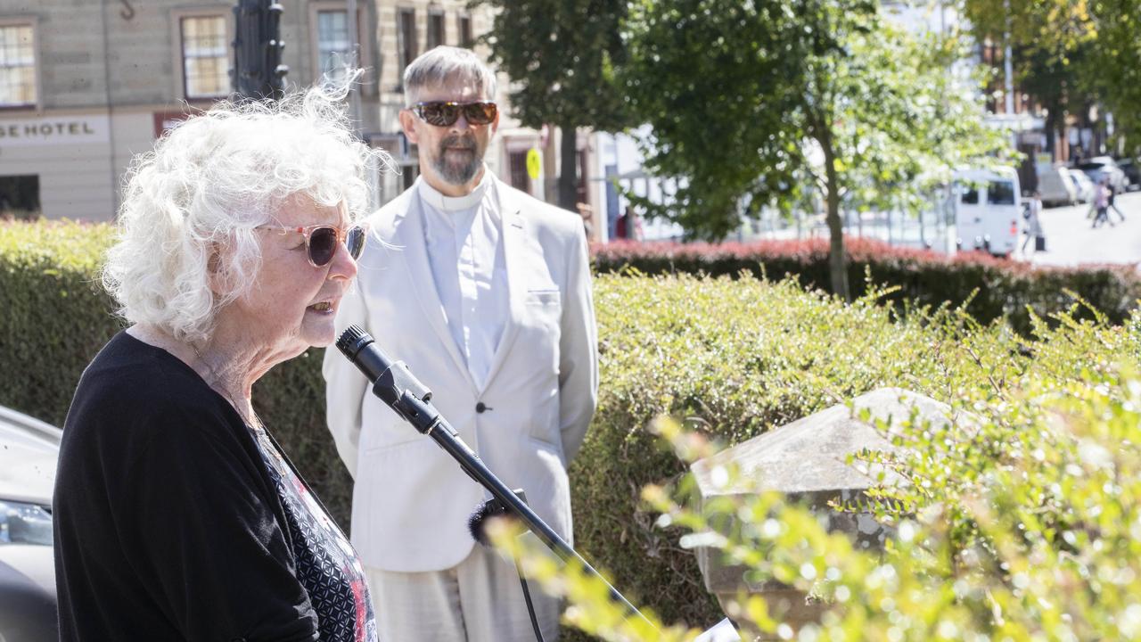 Sue Neill-Fraser rally hears from her former mother-in-law | The Mercury