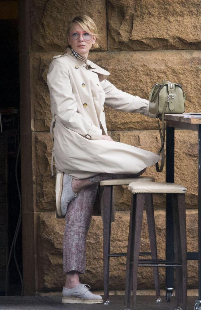 Aussie actor Cate Blanchett opted to stay in Sydney, wearing a Burberry coat in Sydney’s chilly weather. Picture: MEDIA-MODE.COM