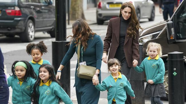 Catherine, Princess of Wales joins a group of four and five-year-old schoolchildren at the National Portrait Gallery. Picture: Getty Images