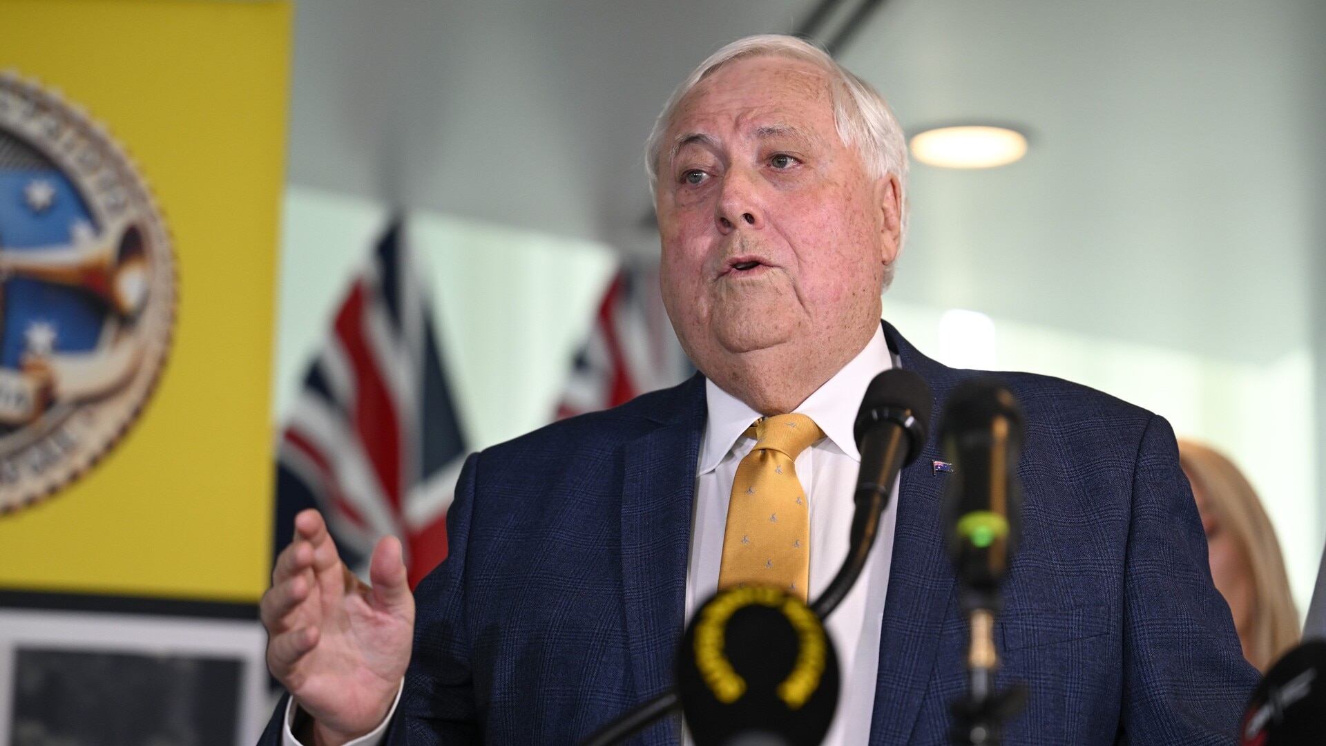 ‘Queue outrage’: Clive Palmer's Trumpet of Patriots ad sparks fury