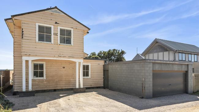 Some buyers were hoping to renovate the weatherboard house.