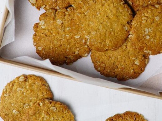 Top newsletter recipe 1: Anzac biscuits.