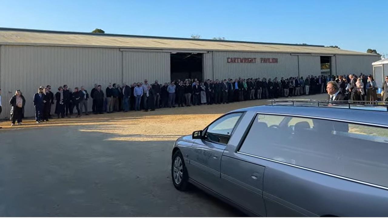 Thousands attended Craig Hole’s Naracoorte funeral, honouring one of “Australia’s finest agronomists”.