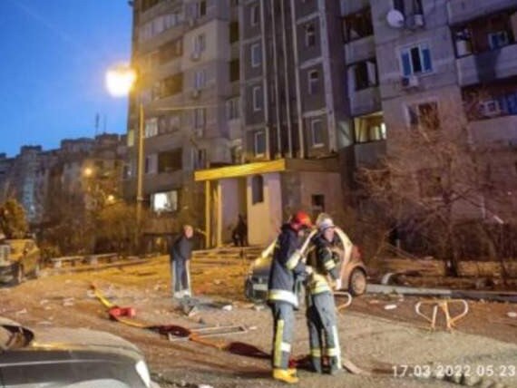 Another residential building has been struck this morning, leaving one dead: Photo: Ukraine State Emergency Services