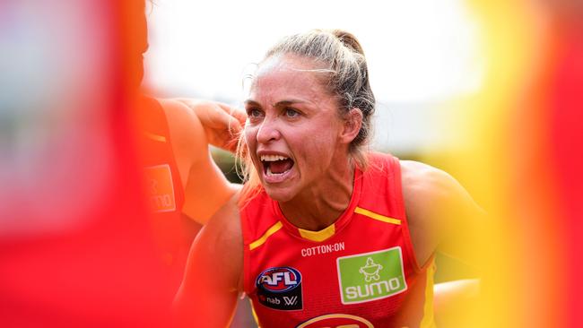 FREMANTLE, AUSTRALIA - MARCH 21: Leah Kaslar of the Suns speaks to the huddle at the start of the game during the 2020 AFLW Semi Final match between the Fremantle Dockers and the Gold Coast Suns at Fremantle Oval on March 21, 2020 in Fremantle, Australia. (Photo by Daniel Carson/AFL Photos via Getty Images)