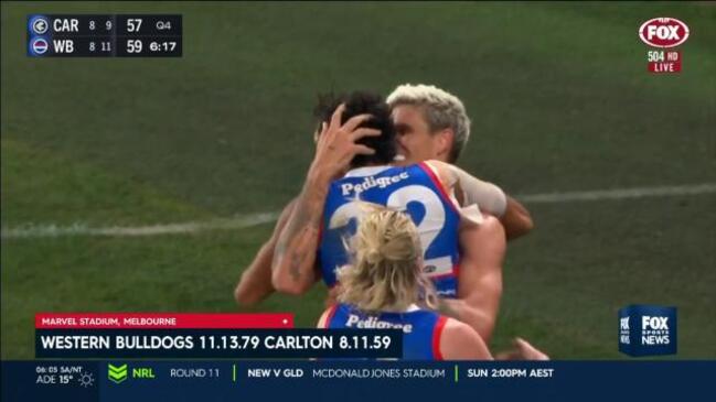 Western Bulldogs beat Carlton Blues with captivating finale