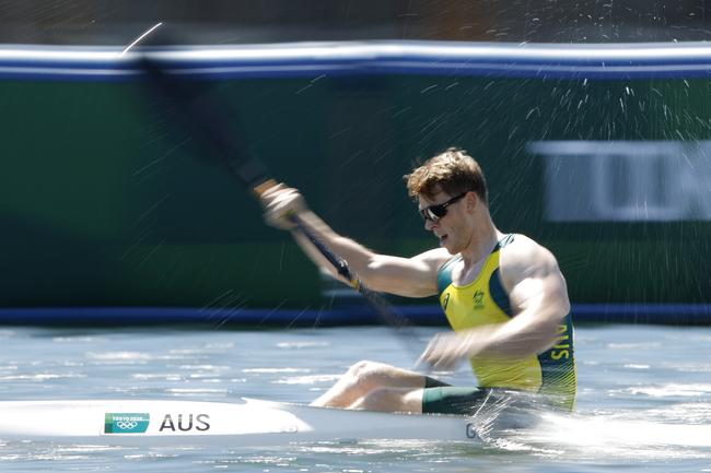 TOKYO, JAPAN - AUGUST 03: Thomas Green of Team Australia competes during the Men's Kayak Single 1000m Semi-final 2 on day eleven of the Tokyo 2020 Olympic Games at Sea Forest Waterway on August 03, 2021 in Tokyo, Japan. (Photo by Adam Pretty/Getty Images)