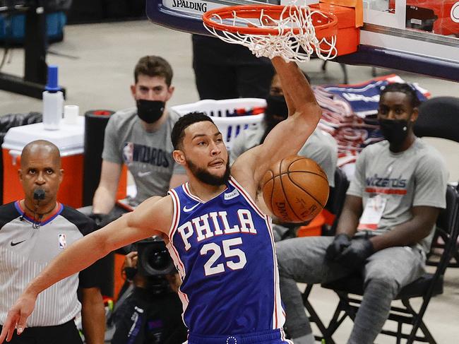 WASHINGTON, DC - MAY 31: Ben Simmons #25 of the Philadelphia 76ers dunks during the first quarter against the Washington Wizards during Game Four of the Eastern Conference first round series at Capital One Arena on May 31, 2021 in Washington, DC. NOTE TO USER: User expressly acknowledges and agrees that, by downloading and or using this photograph, User is consenting to the terms and conditions of the Getty Images License Agreement.   Tim Nwachukwu/Getty Images/AFP == FOR NEWSPAPERS, INTERNET, TELCOS & TELEVISION USE ONLY ==