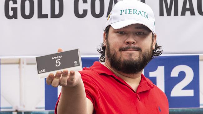 Justin Fung draws barrier 5 for Farnan at the Magic Millions Barrier Draw at Surfers Paradise - Gold Coast. 07 January 2020 Picture credit: Darren Tindale - The Image is Everything