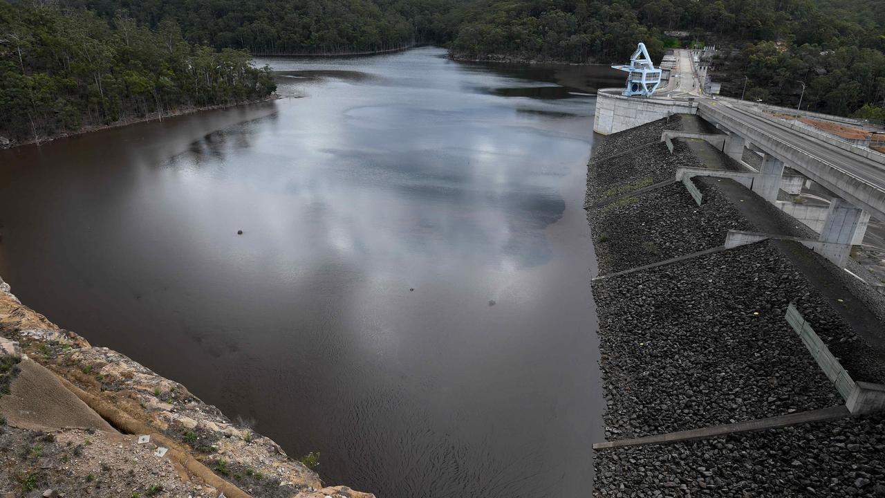The Warragamba Dam is close to full after Sydney's recent rain. Picture: NCA NewsWire/Bianca De Marchi