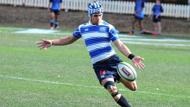 Jangala Bennet in action for Nudgee College