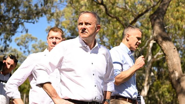 Joe Szakacs MP, Prime Minister Anthony Albanese and the SA Premier Peter Malinauskas at the levee built at Big 4 Holiday Park in Renmark. Picture: Morgan Sette