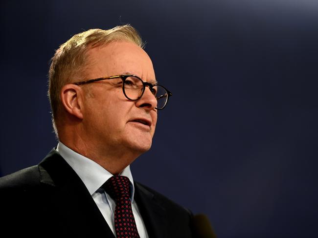 SYDNEY, AUSTRALIA - NewsWire Photos DECEMBER 23, 2022: Australian Prime Minister Anthony Albanese hold a press conference at the Sydney office.Picture: NCA NewsWire / Jeremy Piper