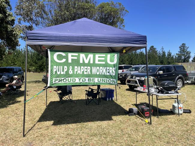 More than 300 production workers from Opal Australian Paper Mill in Maryvale were impacted by an indefinite lockout, leaving them without jobs and no pay. Workers have been camping outside the mill for the past two weeks to inform the community on their impact. Picture: Jack Colantuono