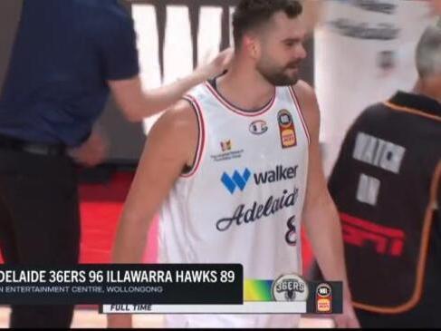 Adelaide 36ers move off the bottom of the NBL ladder after beating Illawarra Hawks