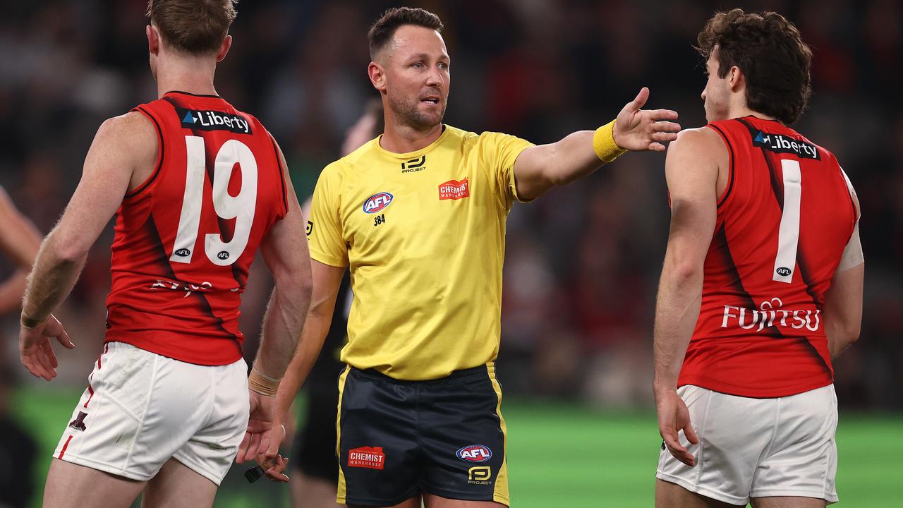 afl-news-2022-afl-makes-mid-season-alteration-to-its-protected-zone