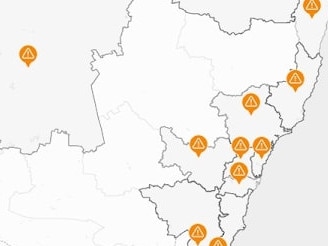 Heavy downpours across Sydney prompt mass evacuations. Image: SES