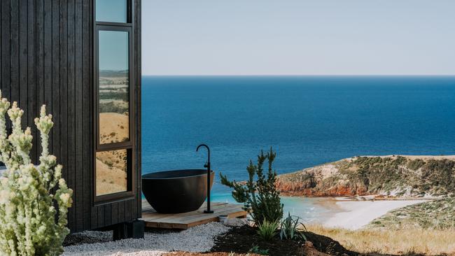 The al fresco bath at one of the Wander on Kangaroo Island pods.