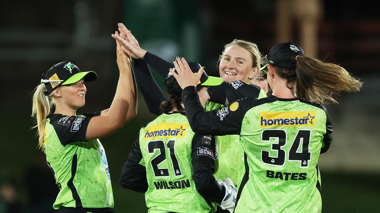 Cricket 2023 Thunder break more records as they go top of WBBL ladder