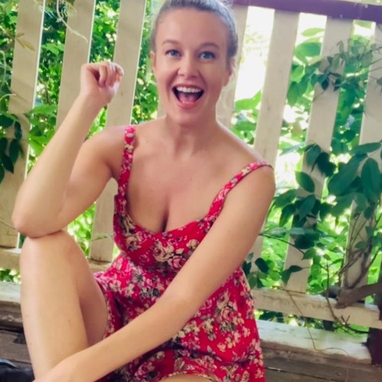 Jana Hocking will say a hard no to a first date at the beach.