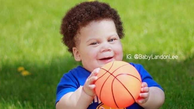 This chubby baby is a Stephen Curry look-a-like.