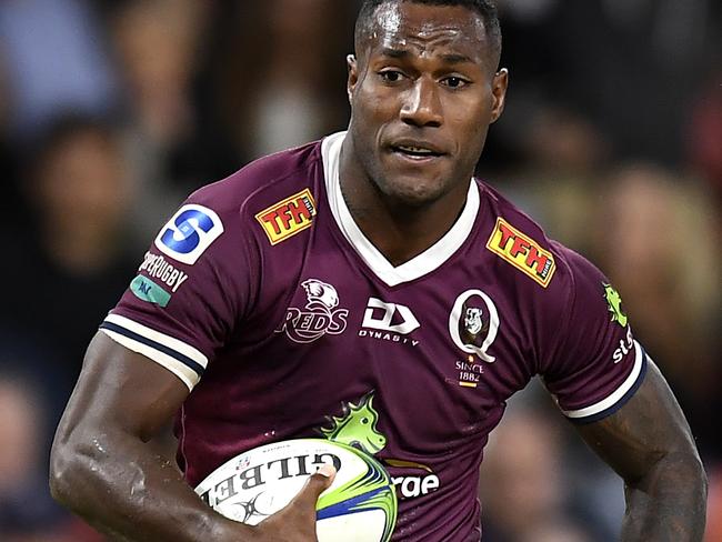 BRISBANE, AUSTRALIA - MAY 22: Suliasi Vunivalu of the Reds runs with the ball during the round two Super Rugby Trans-Tasman match between the Queensland Reds and the Crusaders at Suncorp Stadium on May 22, 2021 in Brisbane, Australia. (Photo by Albert Perez/Getty Images)