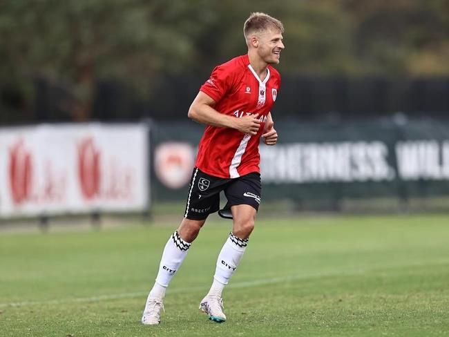 Lloyd Isgrove in action for Hume City. Picture: Tafe Sports Photography