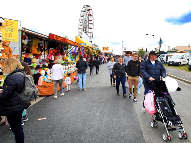 People’s Day in sideshow alley. Picture: OLIVER WARD