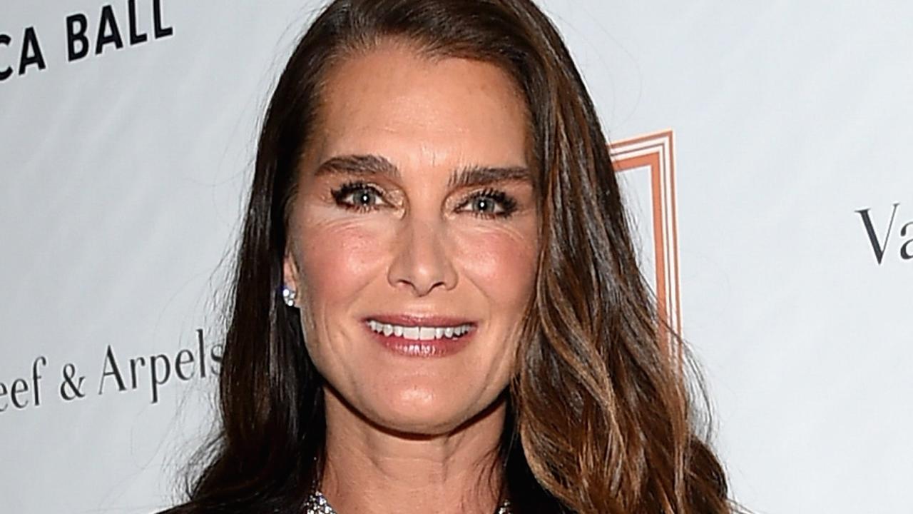 Brooke Shields shares stunning nude photo in honour of Earth Day 2021 ...