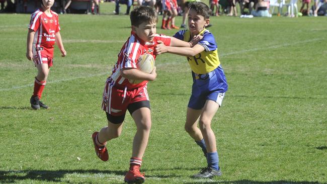 Action between the Grafton Ghosts and the South Grafton Rebels in the U10's at McKittrick Park in 2019.