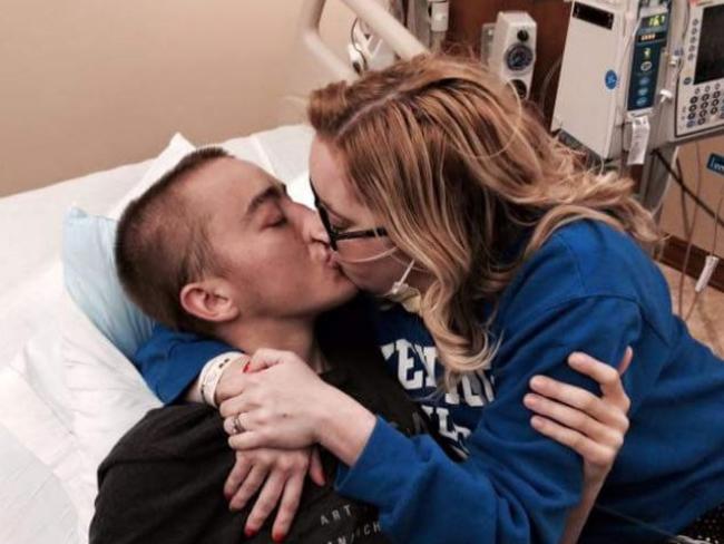 Real Life Fault In Our Stars Couple Die Days Apart After Losing Battles With Cystic Fibrosis 