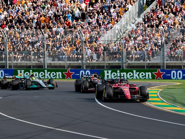 MELBOURNE, AUSTRALIA - APRIL 10: Charles Leclerc (16) of Monaco and Scuderia Ferrari leads on lap one during the Australian Formula One Grand Prix at Albert Park on April 10, 2022 in Melbourne, Australia. Photo by Steven Markham/Icon Sportswire via Getty ImagesEscape 26 March 2023news