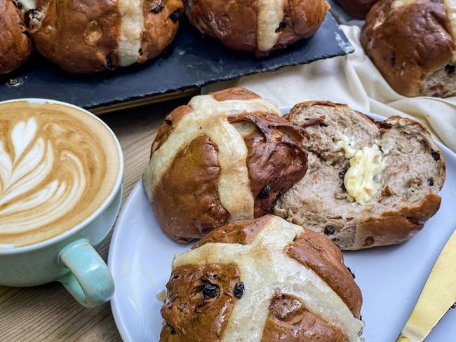 EAT STREET + Hot Cross Buns 2023 - Miss Sina Marrickville -  freshly-baked buns, photo - Jenifer Jagielski