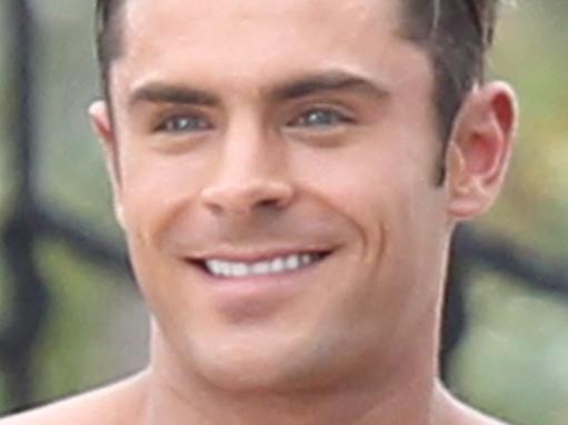 Zac Efron shirtless on the monkey bars filming Baywatch in Miami Beach. Pictured: zac efron Ref: SPL1241427 050316 Picture by: Splash News Splash News and Pictures Los Angeles: 310-821-2666 New York: 212-619-2666 London: 870-934-2666 photodesk@splashnews.com