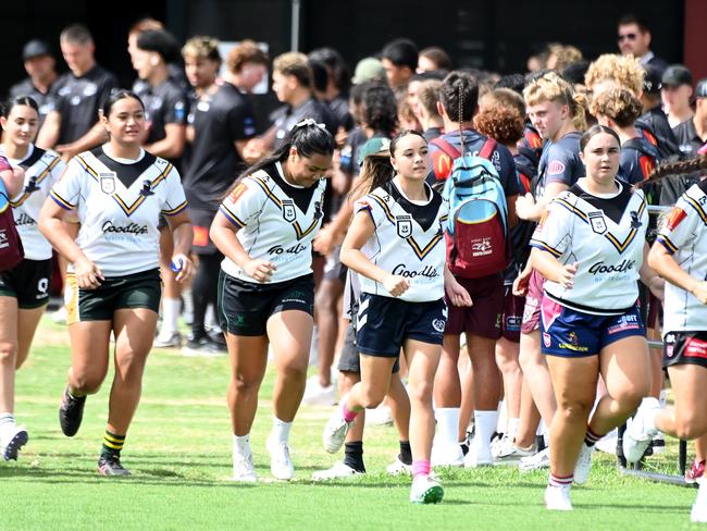 Girls U19s between South Logan and Burleigh Bears.Saturday January 25, 2025. Picture, John Gass