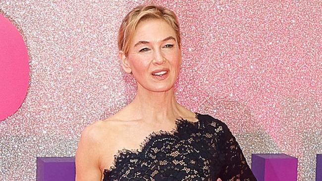 US actress Renee Zellweger poses  upon arrival for a photocall ahead of the French premiere of the film "Bridget Jones: Mad About the Boy", at Le Grand Rex cinema in Paris, on January 27, 2025. (Photo by Sebastien DUPUY / AFP)