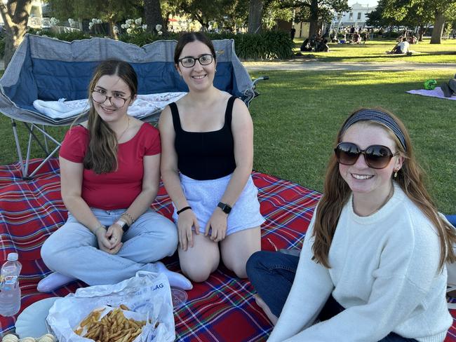 Luci, Mackenzie and Livinia at Williamstown Foreshore for the 2024 New Year's Eve fireworks. Picture: Erin Constable