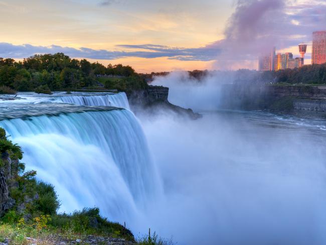 When to book: Best time to visit Niagara Falls | escape.com.au
