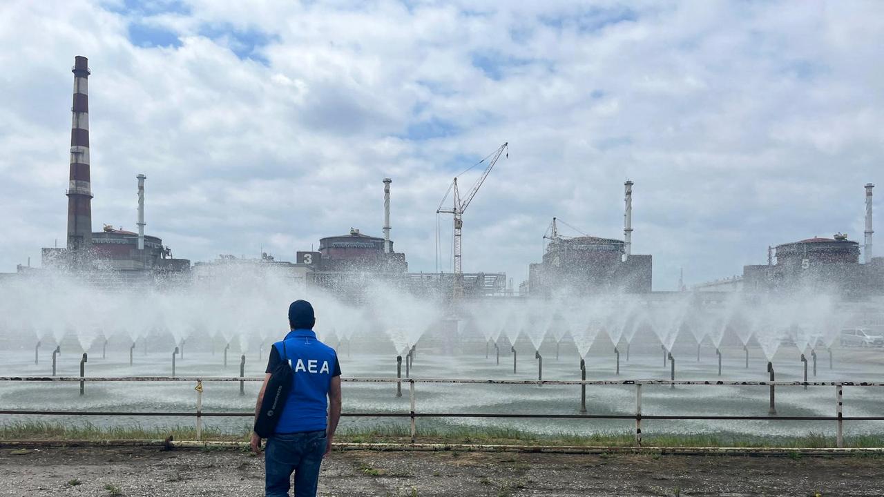 Trump wants control of Ukraine’s nuclear plants, the largest one is on the front line