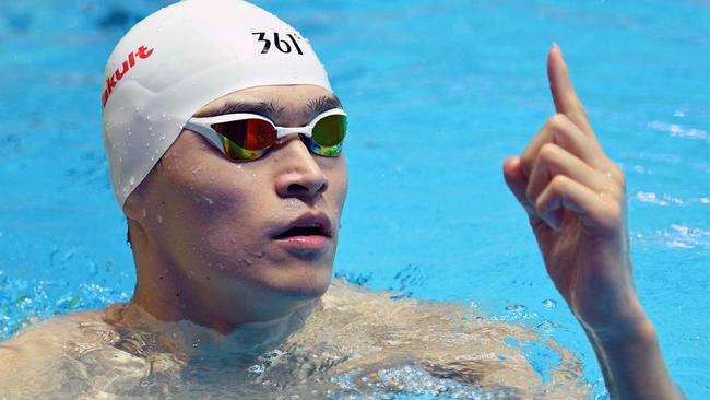 Sun Yang won the 200m and 400m freestyle titles.