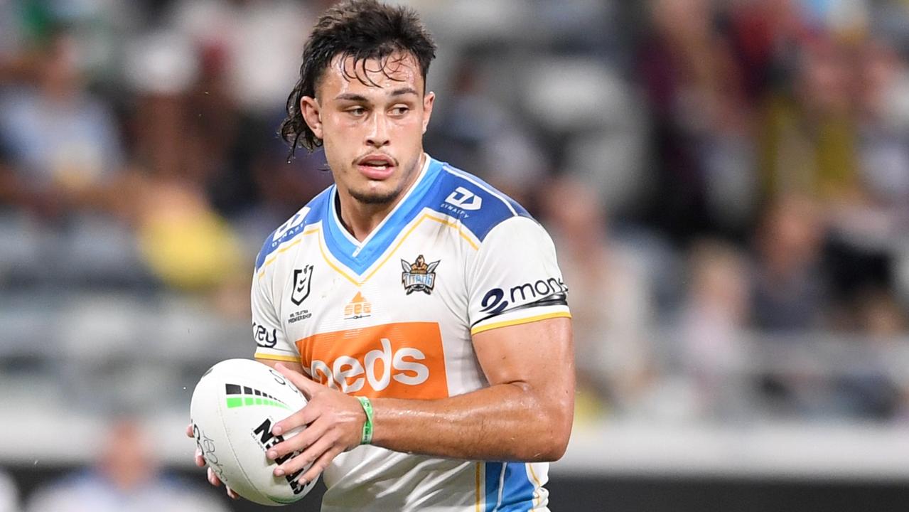 Gold Coast Titans star Tino Fa'asuamaleaui a perfect target for Dolphins :  r/NRLDolphins