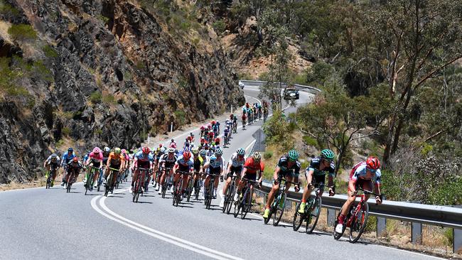 The peloton is seen during stage four of the Tour Down Under from Norwood to Uraidla, South Australia, Friday, January 19, 2018. (AAP Image/Dan Peled) NO ARCHIVING, EDITORIAL USE ONLY