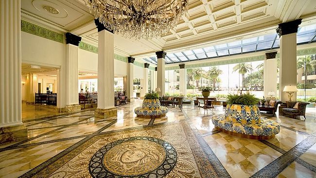 Gold coast versace best sale palazzo hotel