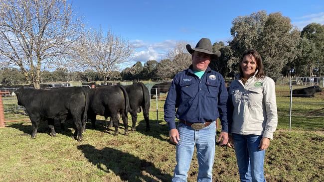 Scott and Tanya Bandy from Mannus Agriculture at Tooma NSW, bought the top price bull for $65,000 at the Rennylea Angus sale at Culcairn, NSW, one of four they bought from the catalogue.