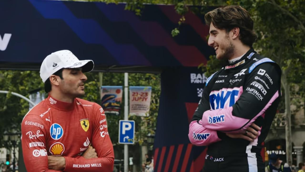 Jack Doohan has a chat to Carlos Sainz. Photo: Netflix.