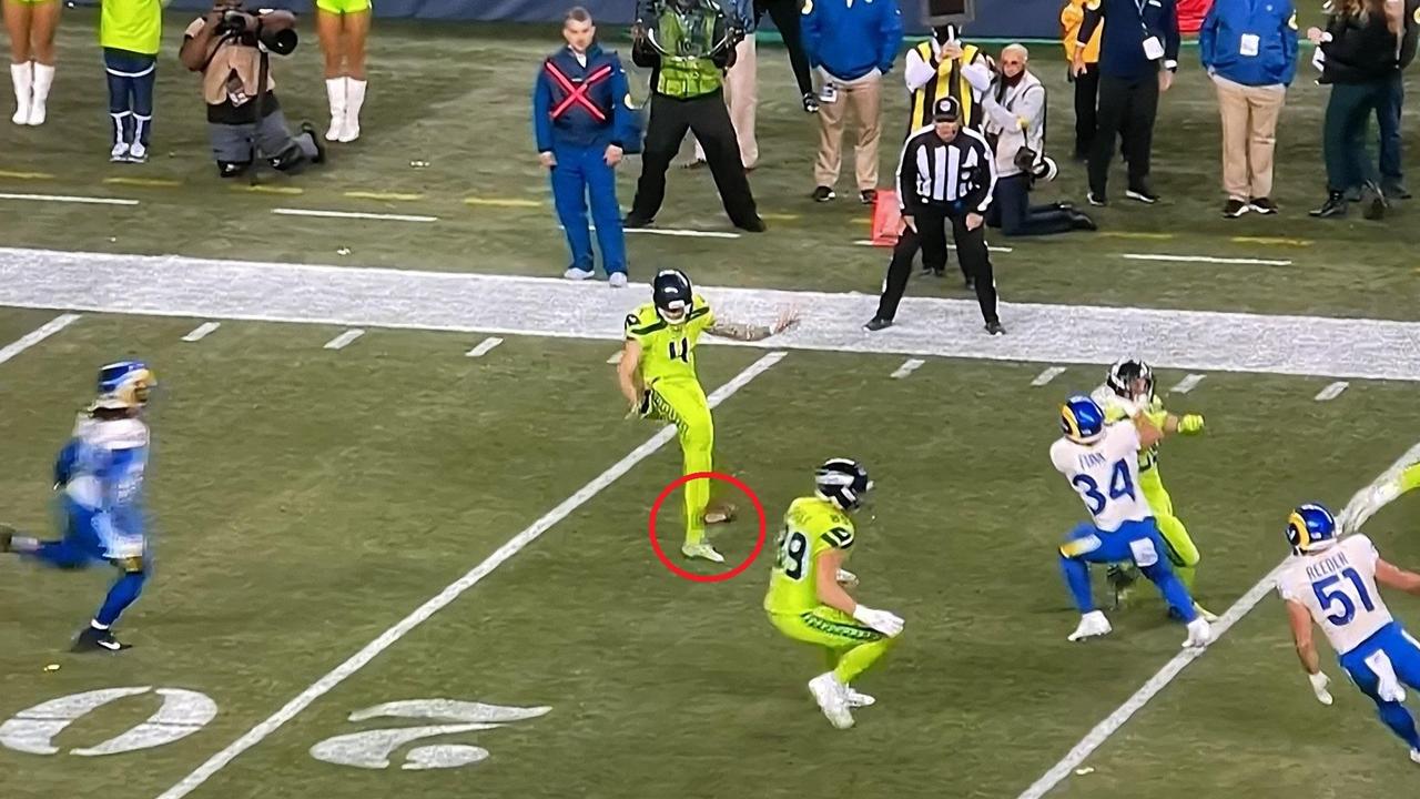 How did Seahawks pull off a double punt vs. Rams? Kick rule