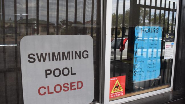 TARA POOL: Tara residents in an uproar over the Western Downs Regional Councils plans to upgrade the 50m pool, replacing it with a 20m pool. Pic: Alasdair Young