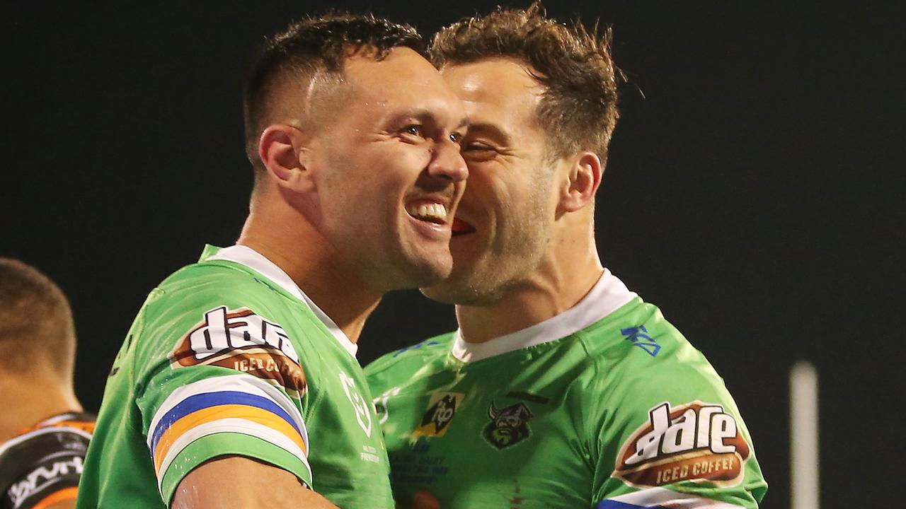 Jordan Rapana of the Raiders has signed a contract in Japanese rugby.