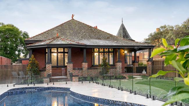 This 1890s house in Northcote fetched $3,595,000.