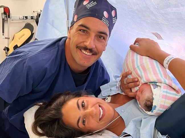 Tex and Ellie Walker have welcomed a baby girl, Harriet. Picture: Instagram/Tex Walker